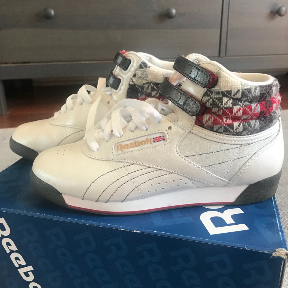 Pearl White f/s Hi-patterns Classic Reebok’s